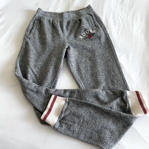 Roots XS cabin joggers almost new.